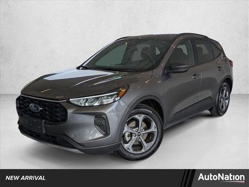 Used 2025 Ford Escape ST-Line image 1