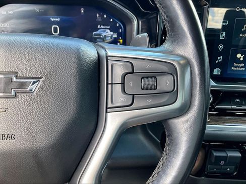 Used 2022 Chevrolet Silverado 1500 LT Trail Boss w/ LT Trail Boss Premium Package AWD/4WD image 19