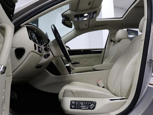 Used 2016 Bentley Flying Spur V8 AWD/4WD image 24