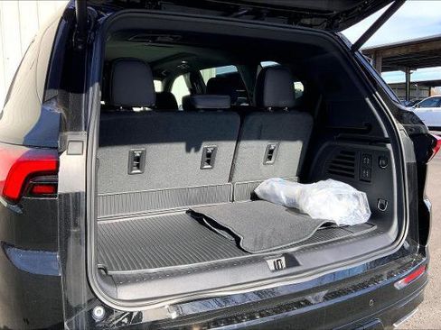 New 2026 Buick Enclave Sport Touring w/ Power Package image 3