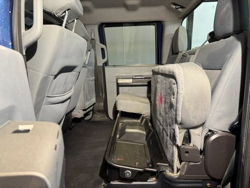 Used 2015 Ford F250 XLT w/ Camper Package AWD/4WD image 27