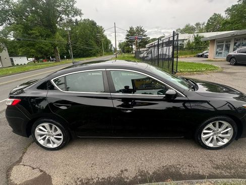 Used 2018 Acura ILX FWD image 3