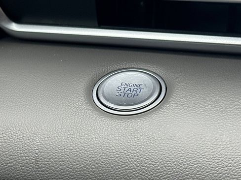 Certified 2026 Hyundai Elantra Sport FWD image 24