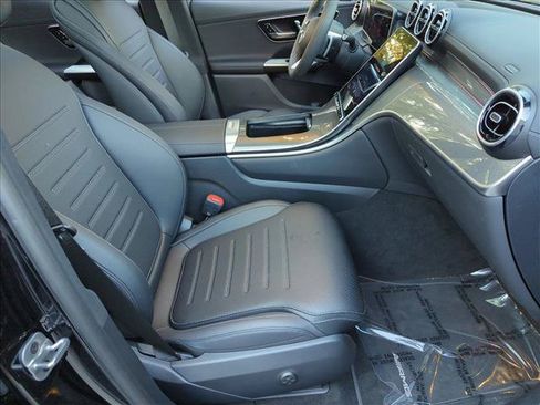 Used 2026 Mercedes-Benz GLC 300 image 21