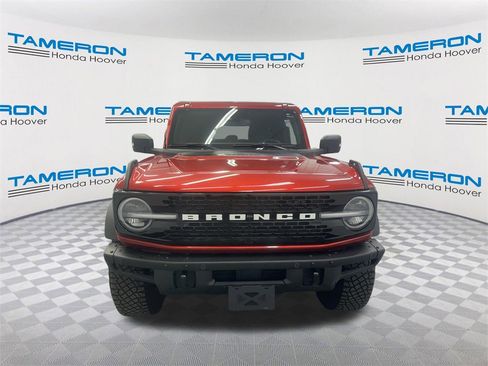 Used 2024 Ford Bronco Wildtrak image 8