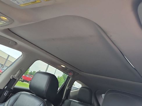 Used 2015 Nissan Murano Platinum w/ Platinum Technology Package FWD image 16