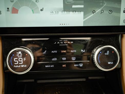Used 2023 Jaguar F-PACE S AWD/4WD image 37