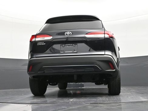 Used 2025 Toyota Corolla Cross L FWD image 23