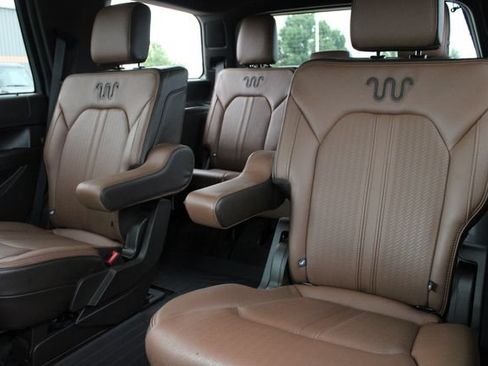 Used 2024 Ford Expedition King Ranch AWD/4WD image 22