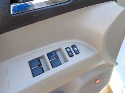 Used 2009 Toyota Highlander Limited image 10