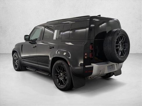 New 2025 Land Rover Defender 110 S image 3
