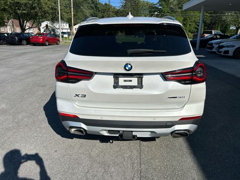Used 2024 BMW X3 xDrive30i w/ Premium Package w/ZPA AWD/4WD image 8