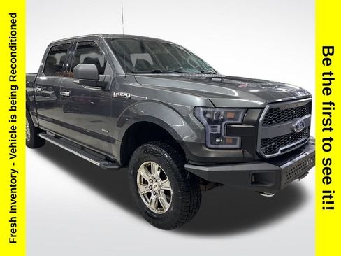 Used 2015 Ford F150 XLT w/ Equipment Group 302A Luxury image 4