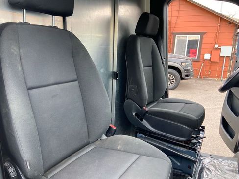 Used 2019 Mercedes-Benz Sprinter 144 image 23