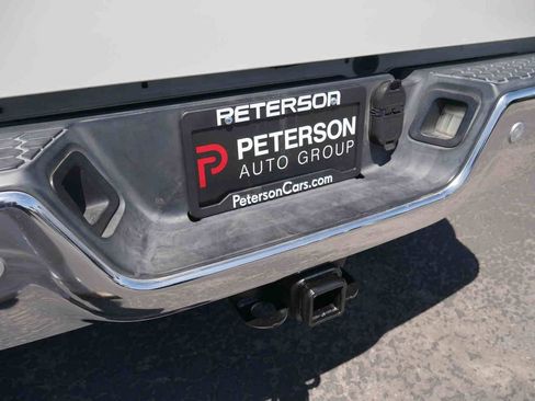 Used 2017 RAM 2500 Laramie w/ Convenience Group AWD/4WD image 8