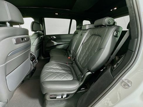 New 2026 BMW X7 xDrive40i image 17