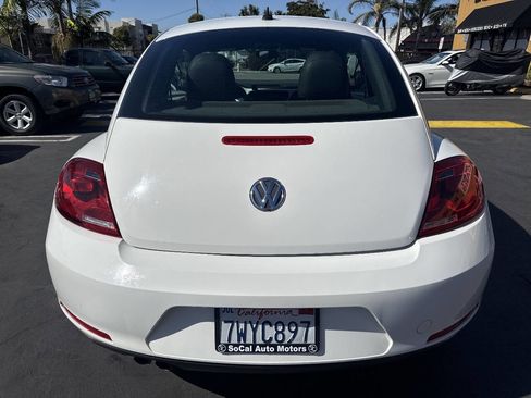 Used 2012 Volkswagen Beetle 2.5 image 4