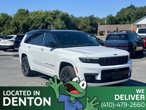 Used 2024 Jeep Grand Cherokee L Summit w/ High Altitude Package image 3