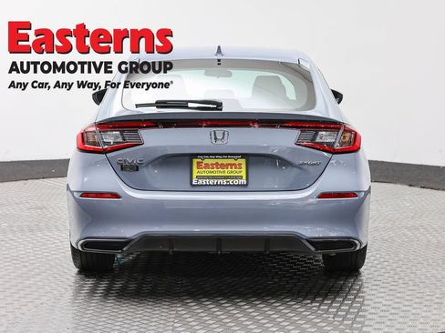 Used 2024 Honda Civic Sport image 6