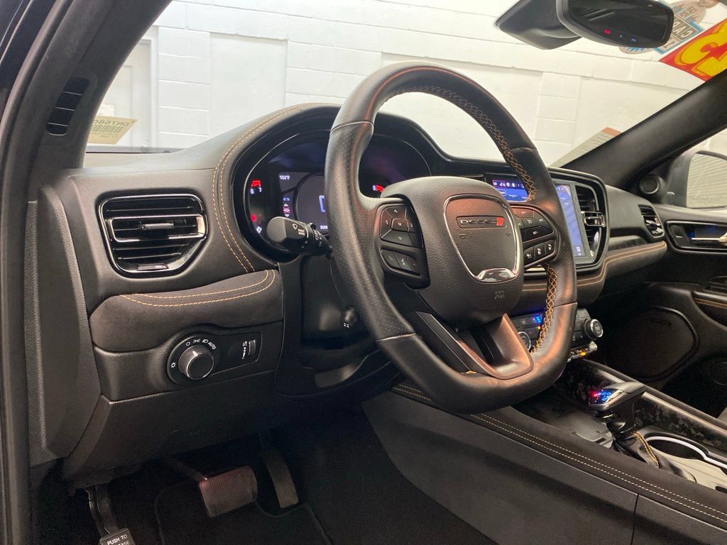 Used 2023 Dodge Durango R/T w/ Hemi Orange Plus Package AWD/4WD image 20