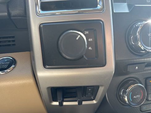 Used 2017 Ford F350 Lariat w/ Lariat Ultimate Package image 22