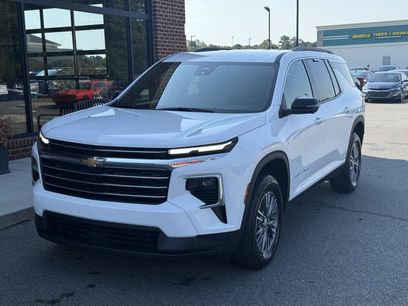 Used 2026 Chevrolet Traverse LT w/ Driver Confidence Package