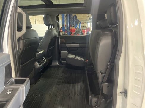 Used 2022 Ford F150 Lariat w/ Equipment Group 502A High image 21