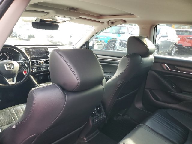 Used 2020 Honda Accord Touring image 9