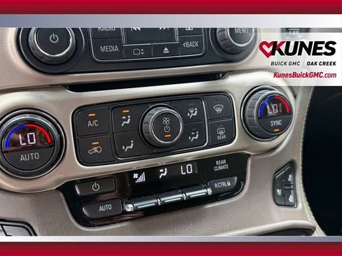 Used 2019 GMC Yukon Denali w/ Open Road Package AWD/4WD image 28