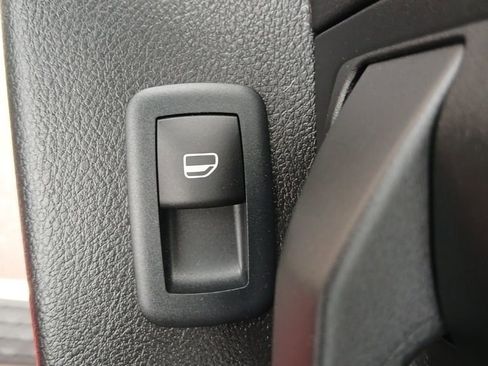 Used 2024 RAM 3500 Tradesman w/ Chrome Appearance Group image 35