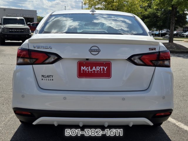 Used 2024 Nissan Versa SR FWD image 4