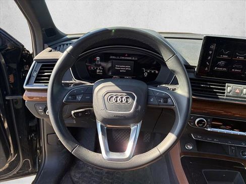 Used 2023 Audi Q5 2.0T Premium Plus w/ Premium Plus Package AWD/4WD image 10
