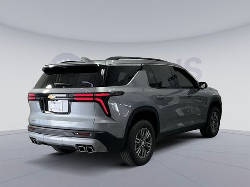 New 2026 Chevrolet Traverse LT w/ Enhanced Driving Package image 16