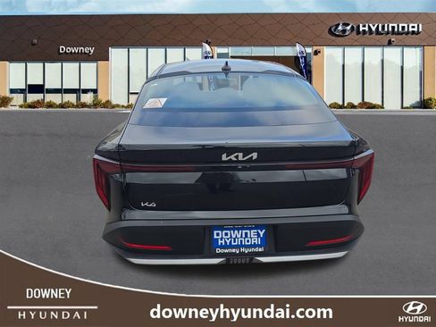 Used 2025 Kia K4 FWD image 4