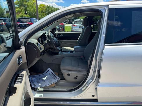 Used 2011 Dodge Durango Crew RWD image 12