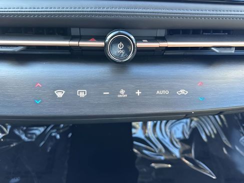 Used 2023 Nissan Ariya AWD image 19