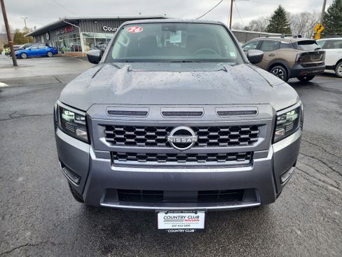 New 2026 Nissan Frontier SV image 3