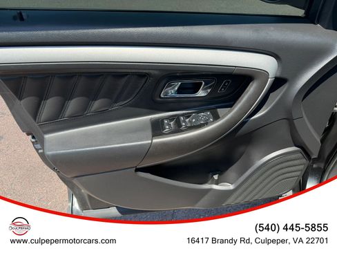 Used 2015 Ford Taurus SEL w/ Equipment Group 201A FWD image 9