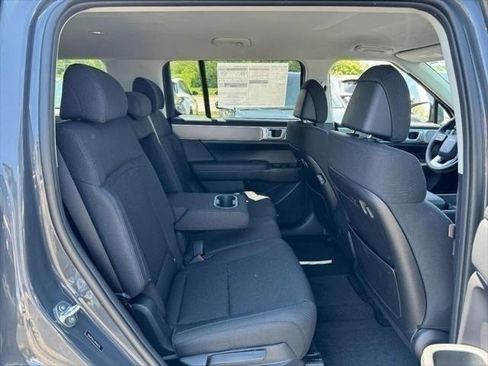 New 2025 Hyundai Santa Fe SE image 6