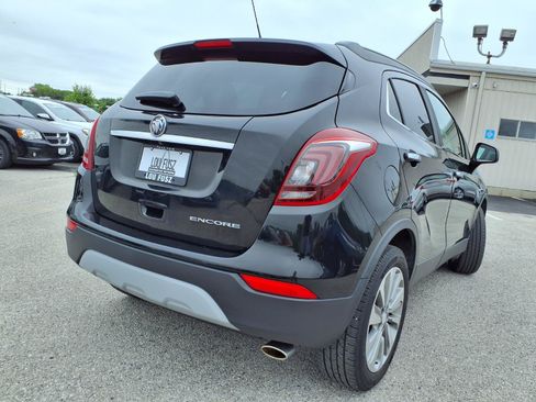 Used 2020 Buick Encore Preferred FWD image 28