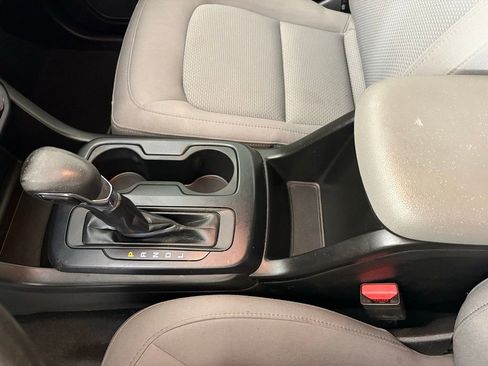 Used 2022 Chevrolet Colorado W/T w/ Custom Special Edition image 31