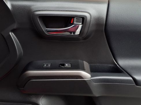 Certified 2023 Toyota Tacoma TRD Sport image 23