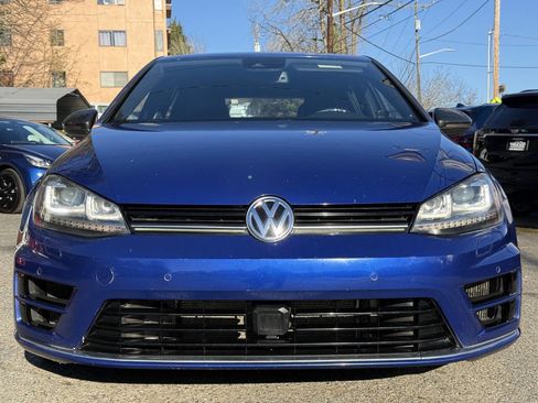 Used 2016 Volkswagen Golf R 4-Door image 9