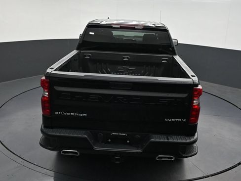 Used 2025 Chevrolet Silverado 1500 Custom Trail Boss AWD/4WD image 19