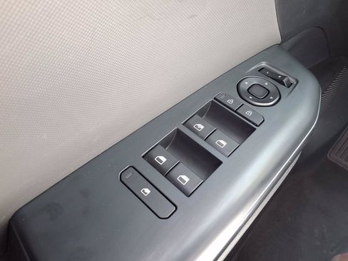 Used 2025 Kia K4 FWD image 14