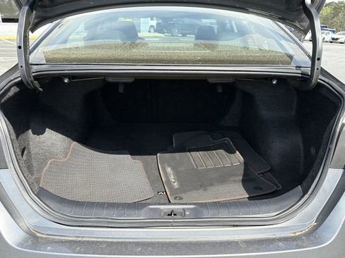 Used 2024 Nissan Altima 2.5 SR FWD image 19