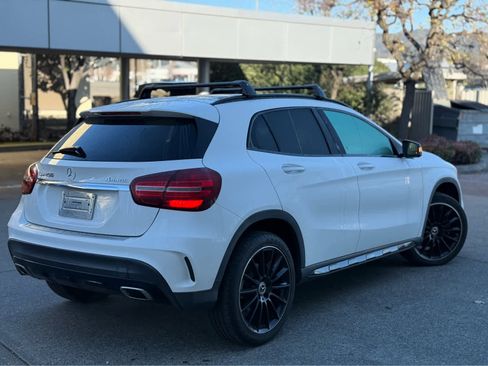 Used 2019 Mercedes-Benz GLA 250 4MATIC image 5