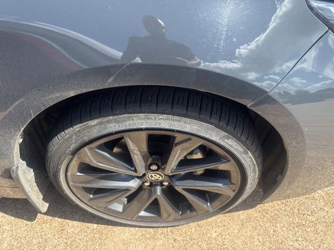 Used 2025 Toyota Corolla SE image 21