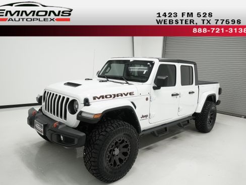 Used 2023 Jeep Gladiator Mojave w/ LED Lighting Group AWD/4WD image 1