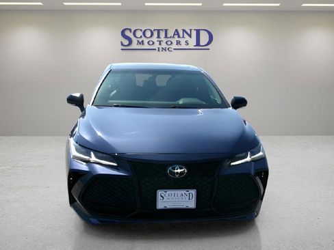 Used 2020 Toyota Avalon Touring w/ All Weather Liner Package image 3